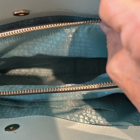 Kate spade light turquoise bag, approximately 12 x 11 1/2 divided into three - Picture 9 of 10